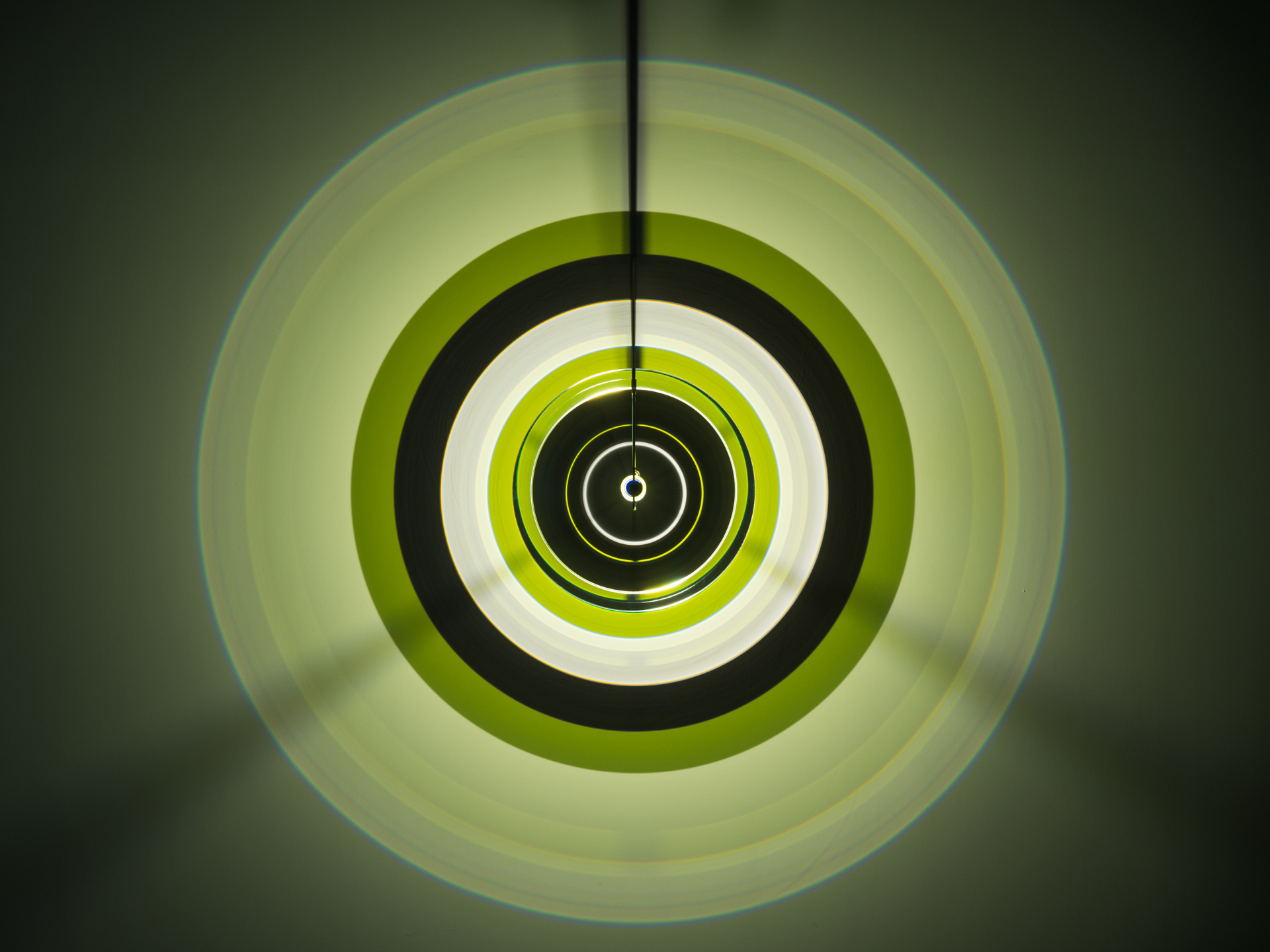 Circumstellar resonator
